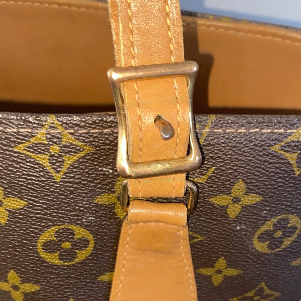 Louis Vuitton Monogram Bucket Shoulder Bag w/COA and Dust Bag - Picture 5 of 12